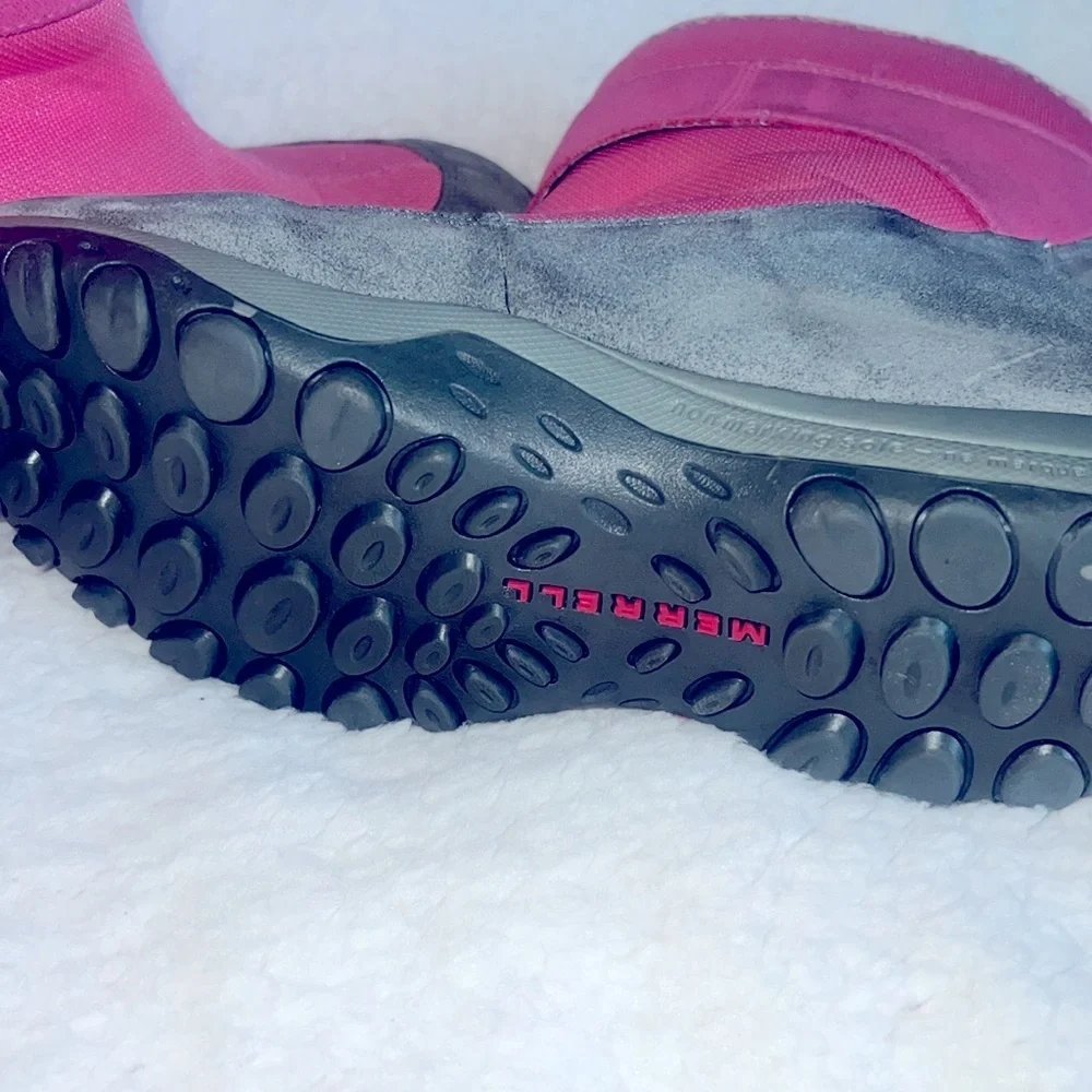Merrell durable stylish